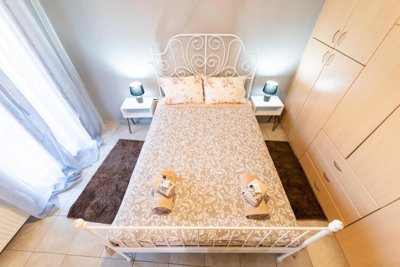 Апартаменты Muses Old Town Ioannina 2 Экстерьер фото
